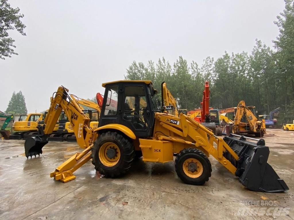 JCB 3 CX Ekskavatoriniai krautuvai