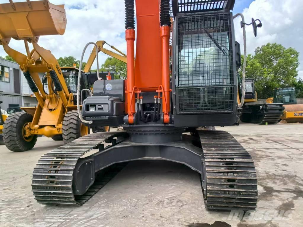 Hitachi ZX 240 HG Vikšriniai ekskavatoriai