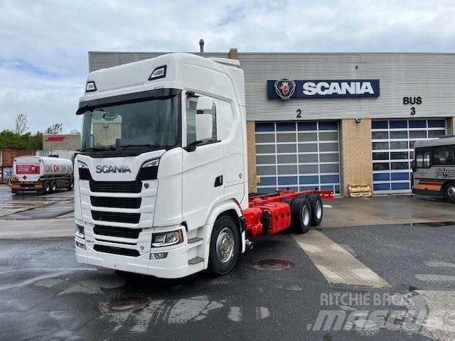 Scania S 590 Važiuoklė su kabina