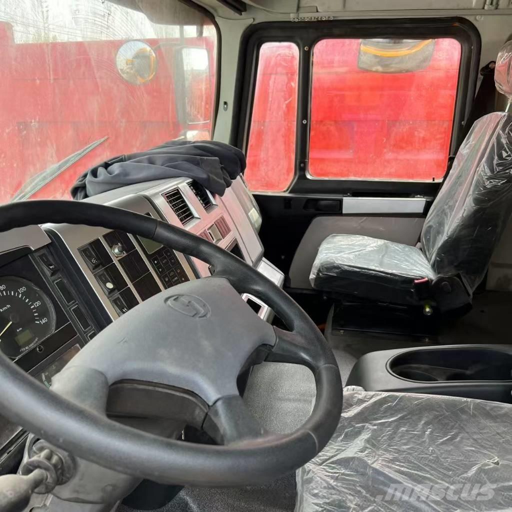Shacman F 3000 Savivarčių priekabų vilkikai