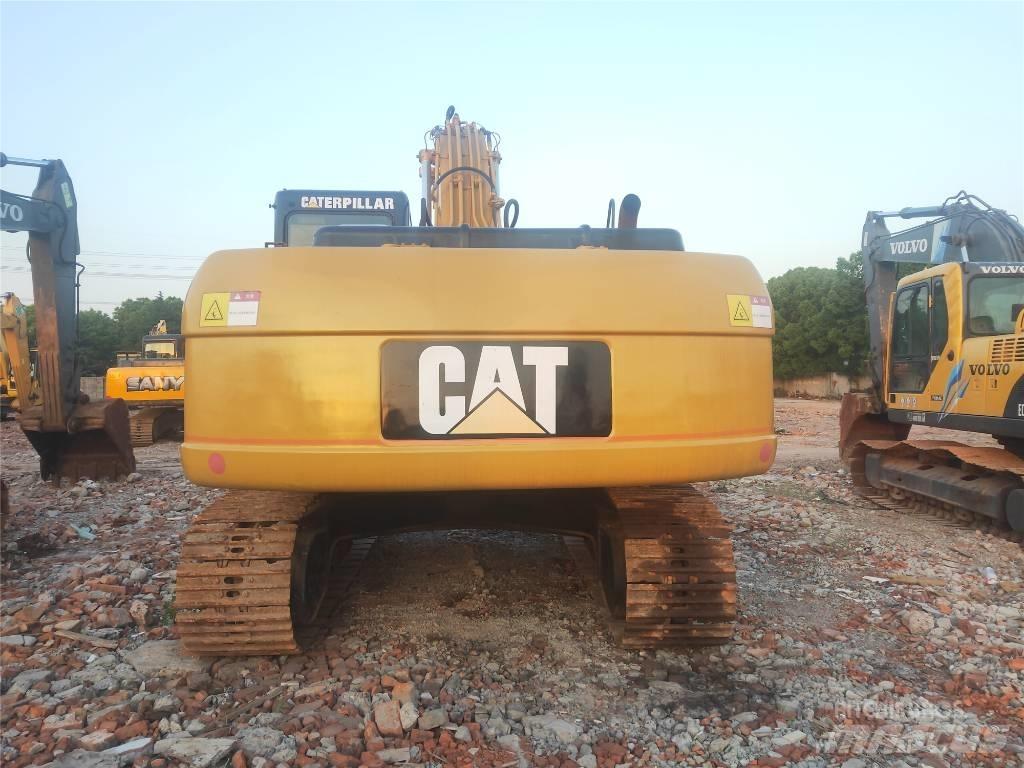 CAT 325C Vikšriniai ekskavatoriai