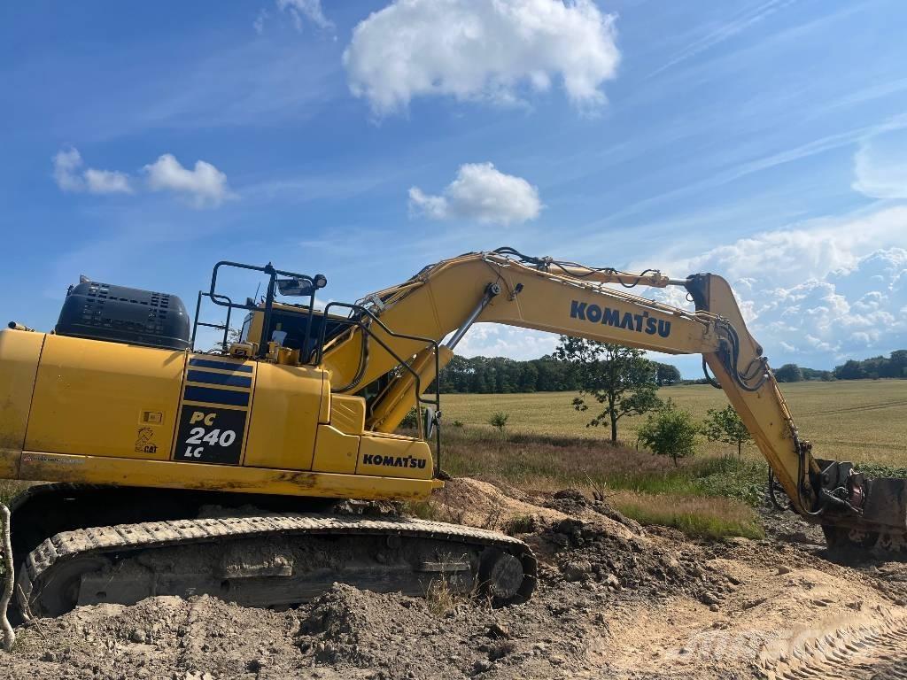 Komatsu PC 240 LC-11 Vikšriniai ekskavatoriai