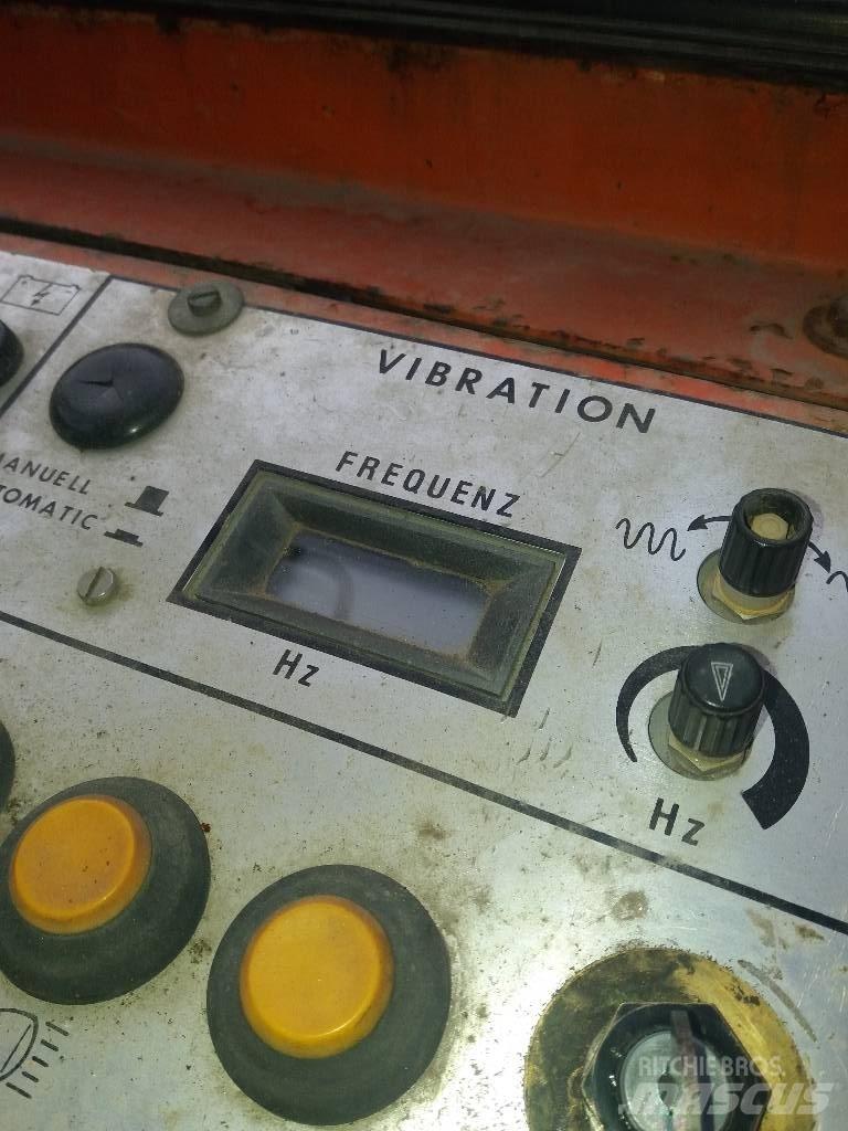 Hamm 2411 SD Vieno būgno volai