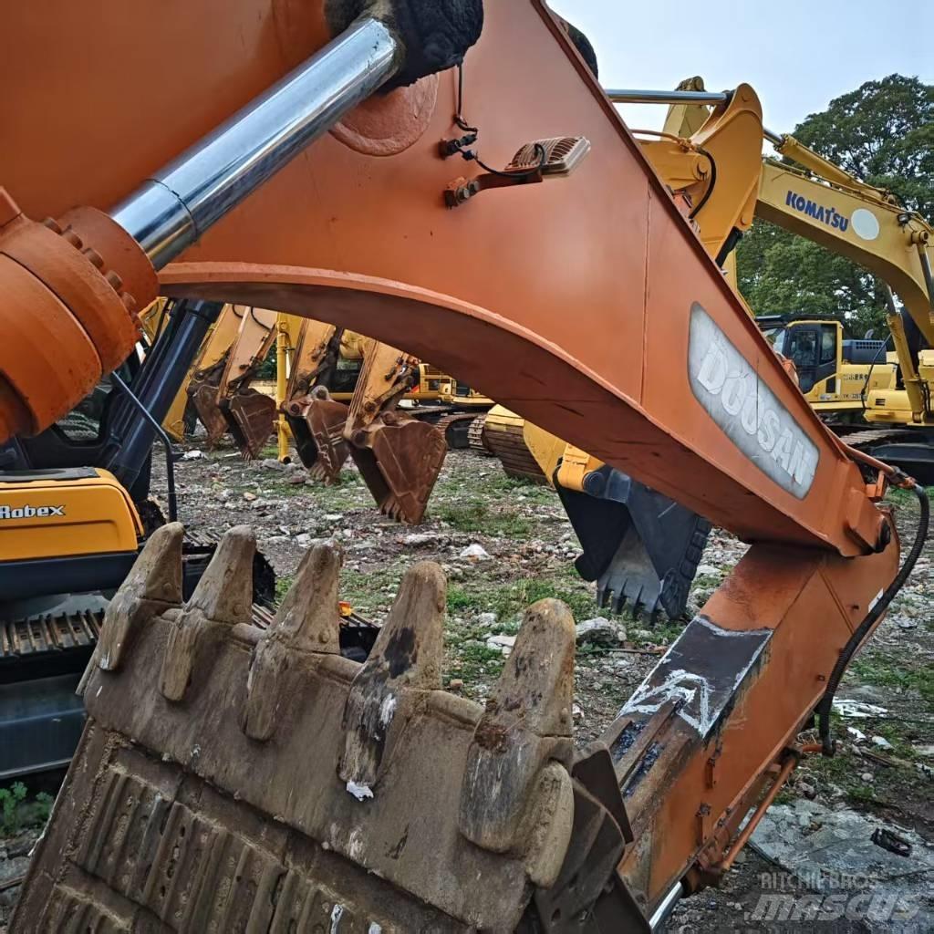Doosan DX 300 LC Vikšriniai ekskavatoriai