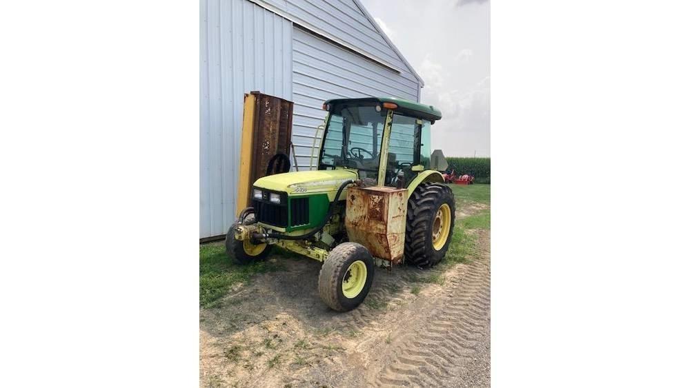 John Deere 5420 Traktoriai