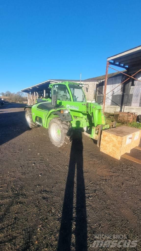Merlo TF 38.7 Teleskopiniai krautuvai žemės ūkiui