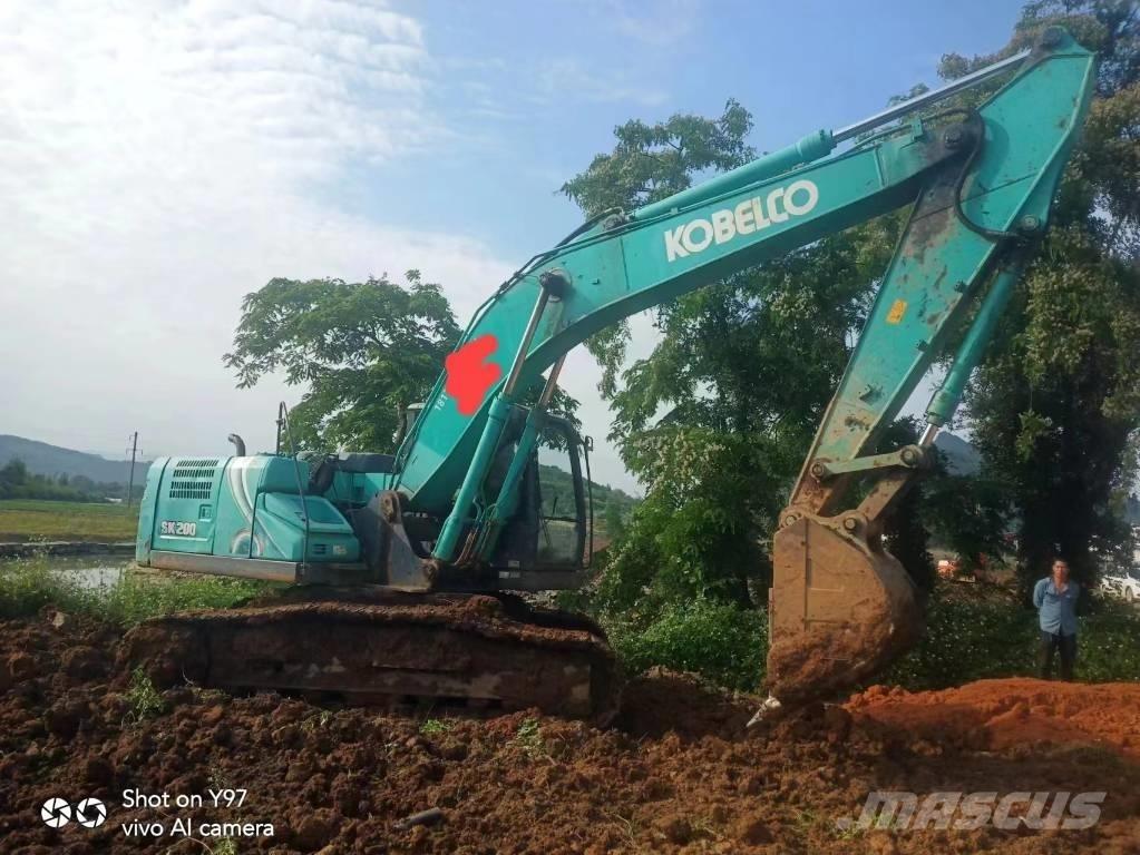 Kobelco SK200-10 Vikšriniai ekskavatoriai