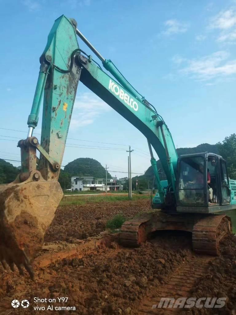 Kobelco SK200-10 Vikšriniai ekskavatoriai