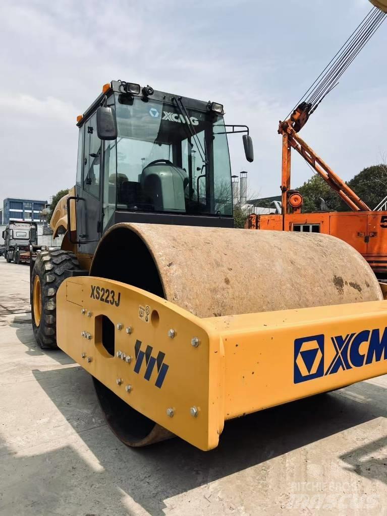 XCMG XS 223 J Vieno būgno volai