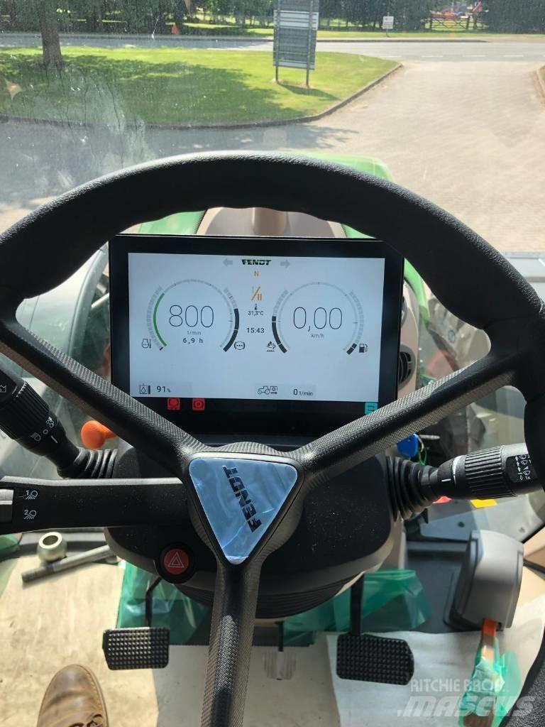 Fendt 718 Vario Traktoriai