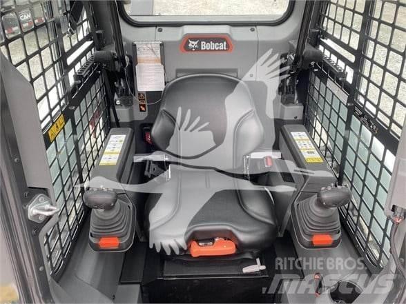 Bobcat T66 Krautuvai su šoniniu pasukimu