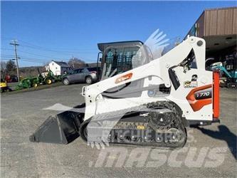 Bobcat T770 Krautuvai su šoniniu pasukimu
