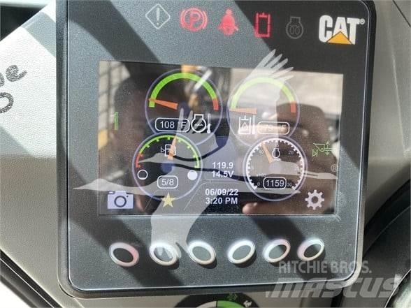 CAT 289D3 Krautuvai su šoniniu pasukimu