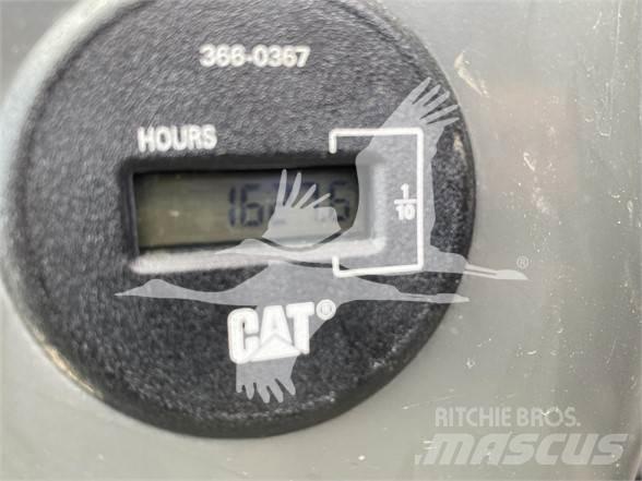 CAT 311FLRR Vikšriniai ekskavatoriai