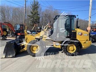 CAT 906M Naudoti ratiniai krautuvai