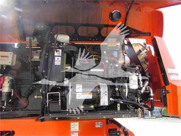 JLG 600S Teleskopiniai keltuvai