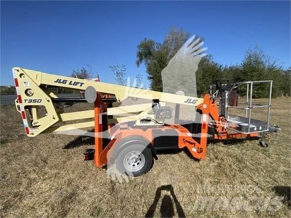 JLG T350 Ant priekabų montuojamos kėlimo platformos