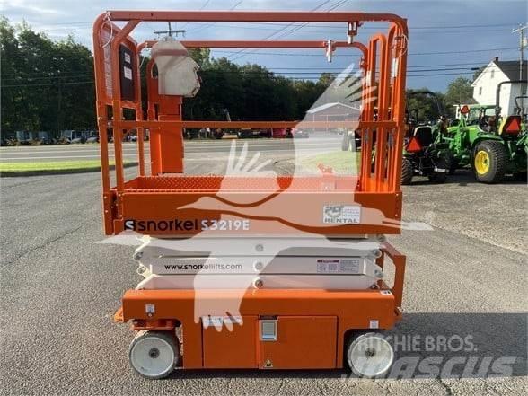 Snorkel S3219E Žirkliniai keltuvai