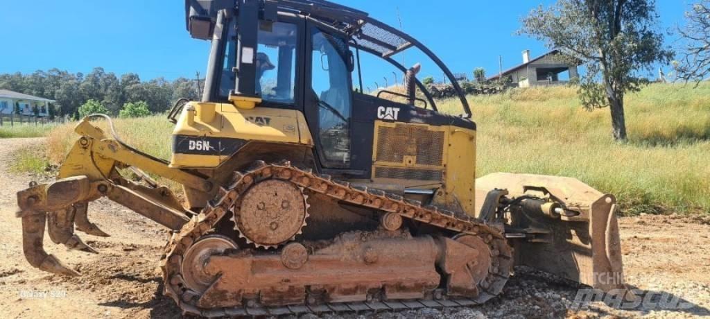 CAT D 6 N Vikšriniai buldozeriai