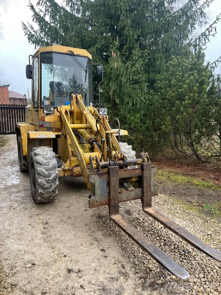 Schaeff SKL 831 Naudoti ratiniai krautuvai
