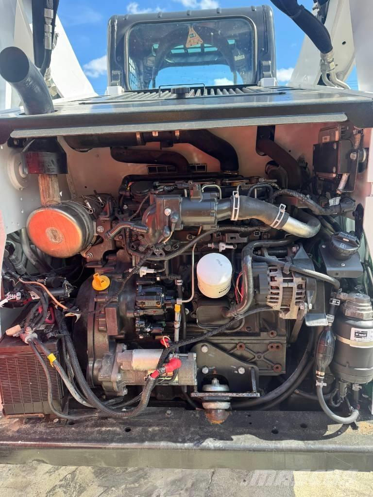 Bobcat T 740 Krautuvai su šoniniu pasukimu