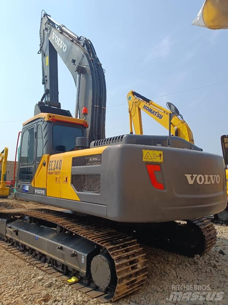 Volvo EC 240 Vikšriniai ekskavatoriai