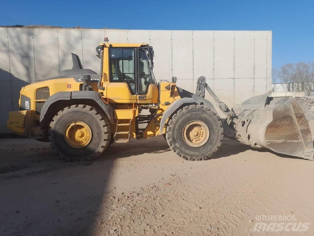 Volvo L 120 H Naudoti ratiniai krautuvai
