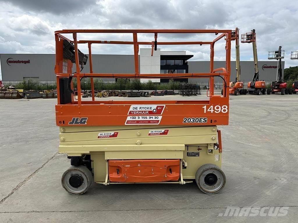 JLG 2030ES Kiti keltuvai ir platformos