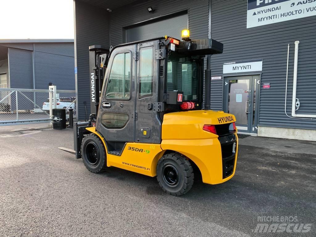 Hyundai 35DA-9 Dyzeliniai krautuvai