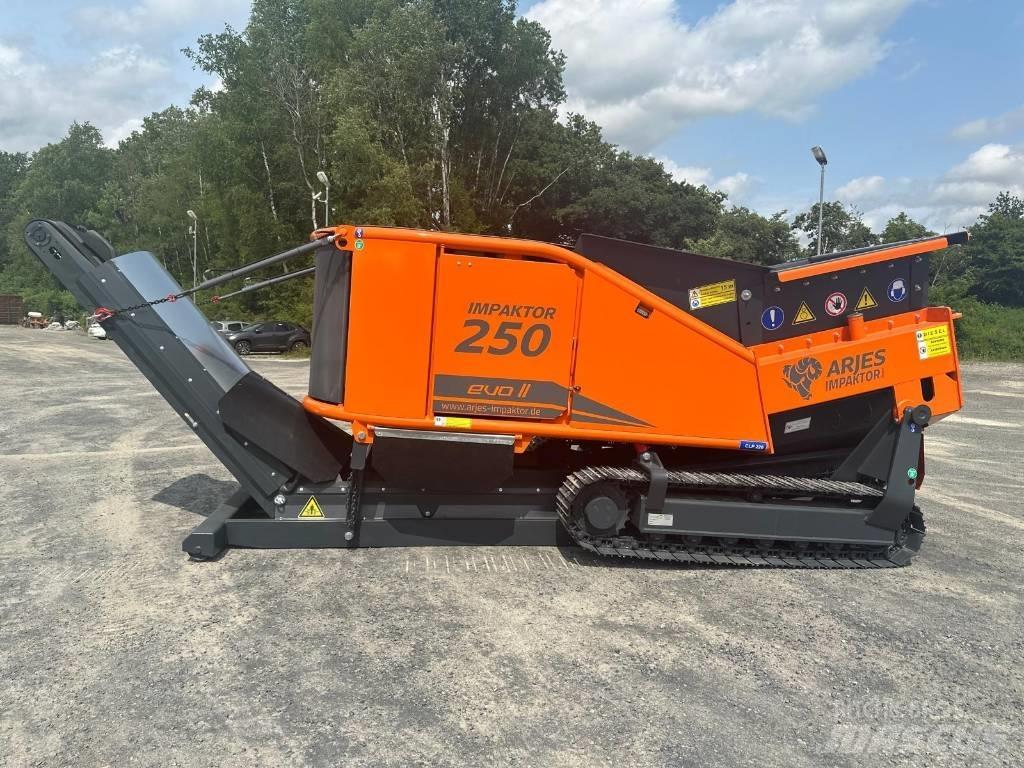 Arjes Impaktor EVO 2 Mobilūs smulkintuvai