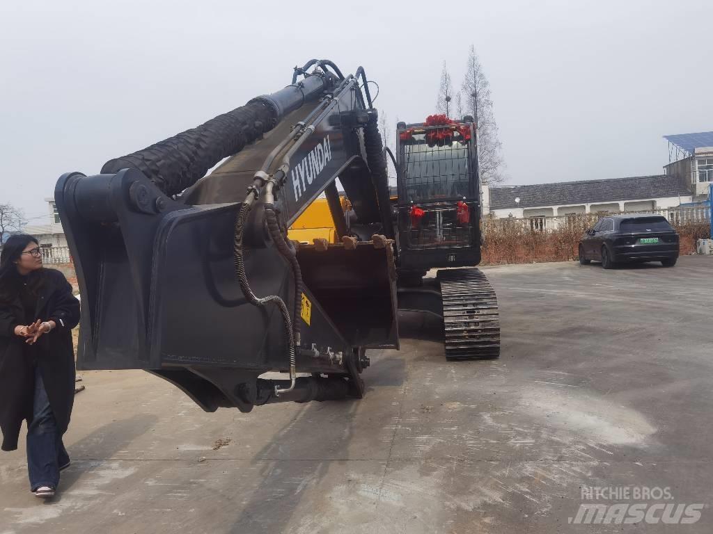Hyundai 220LC-9S Vikšriniai ekskavatoriai