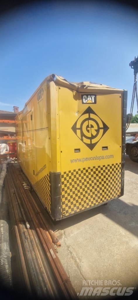 CAT C9 Dyzeliniai generatoriai