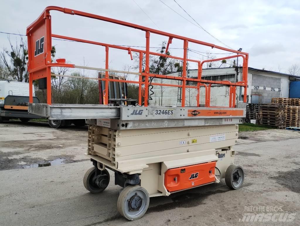 JLG 3246 ES Žirkliniai keltuvai