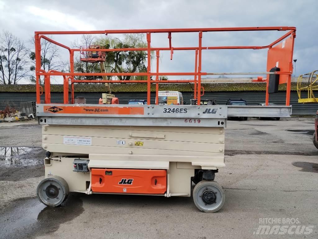 JLG 3246 ES Žirkliniai keltuvai