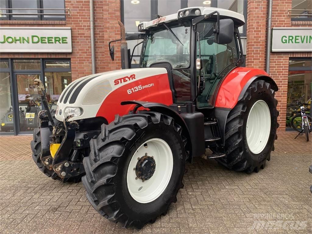 Steyr 6135 Profi Traktoriai