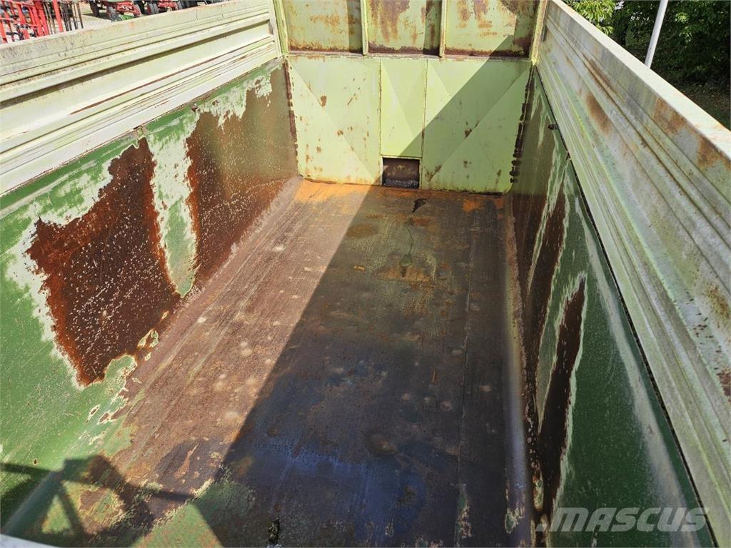 Fliegl TMK 80 Savivartės priekabos