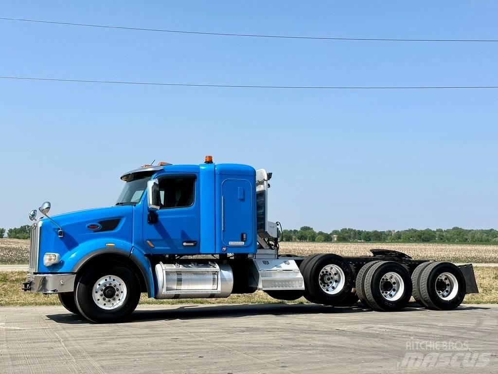 Peterbilt 567 Naudoti vilkikai