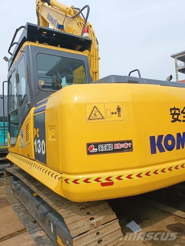 Komatsu PC130 Vikšriniai ekskavatoriai