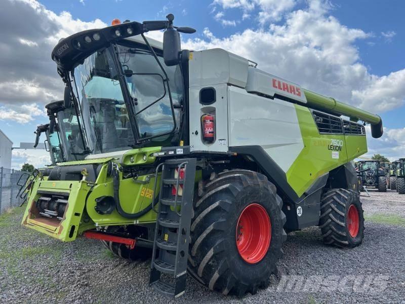 CLAAS LEXION 7600 Derliaus nuėmimo kombainai