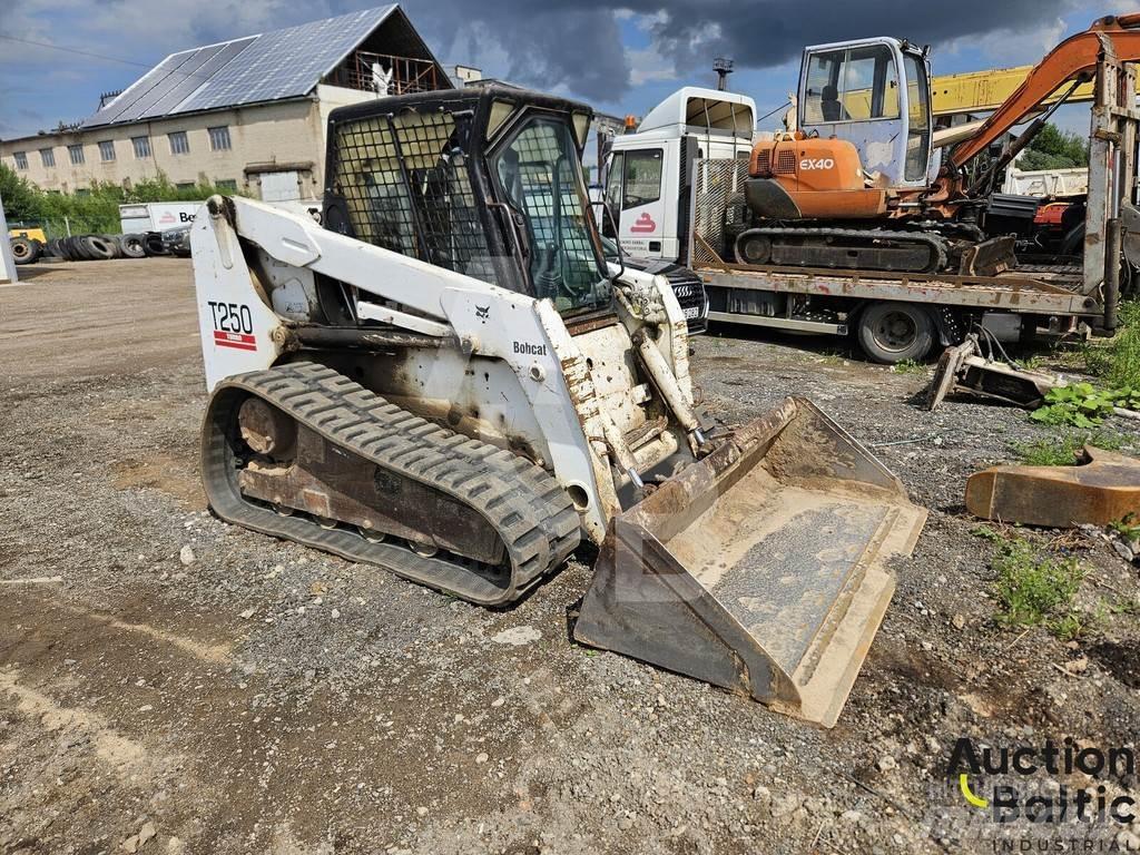Bobcat T 250 Vikšriniai krautuvai