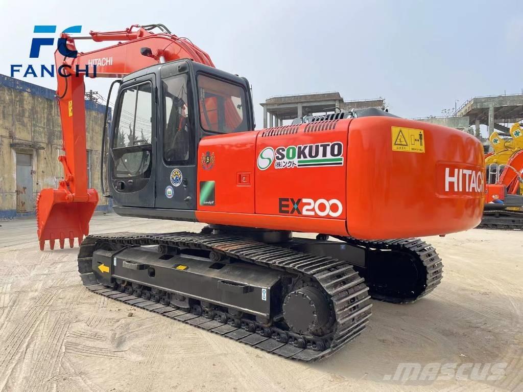 Hitachi EX 200 Vikšriniai ekskavatoriai