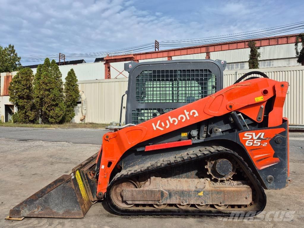 Kubota SVL 65-2 Krautuvai su šoniniu pasukimu
