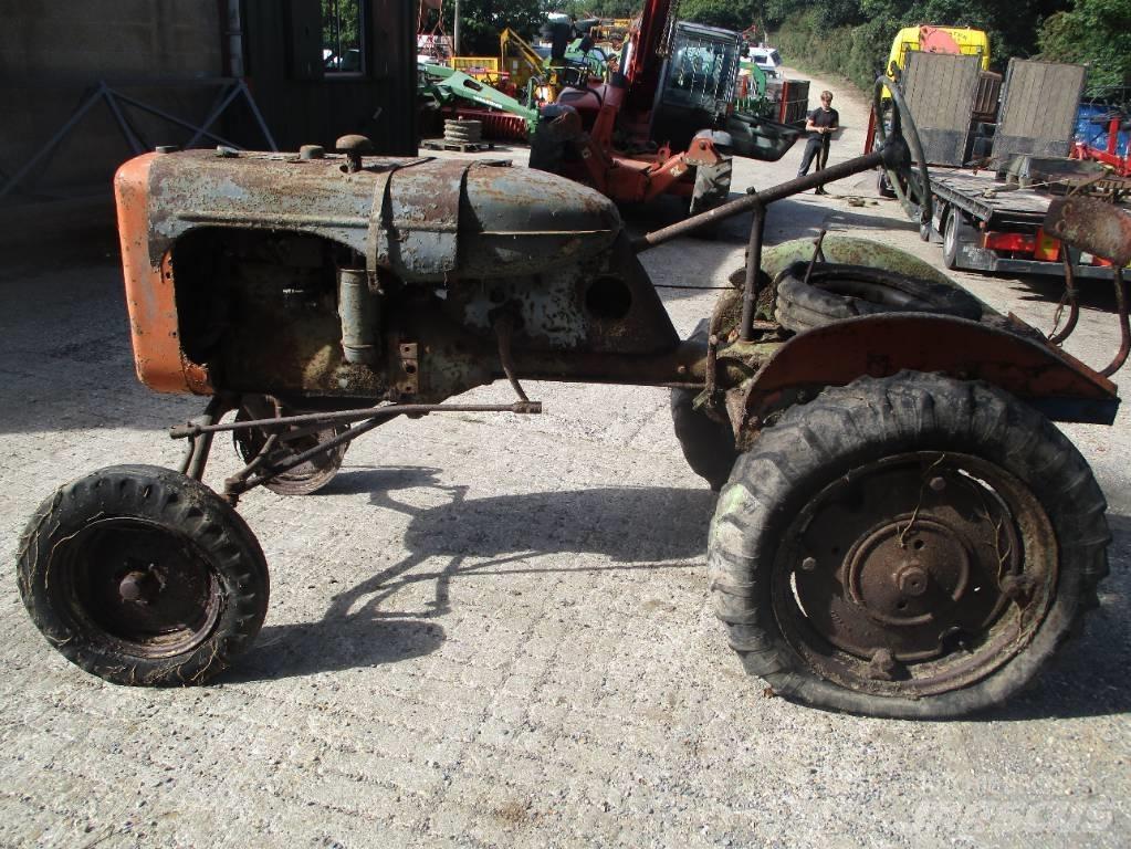 Allis-Chalmers B Traktoriai