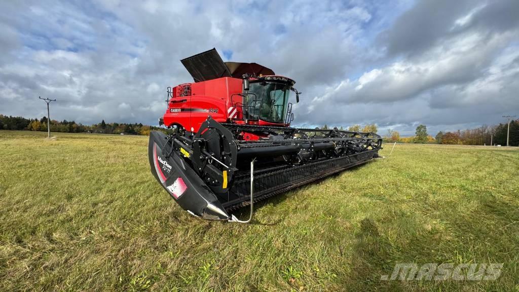 CASE 8240 Derliaus nuėmimo kombainai