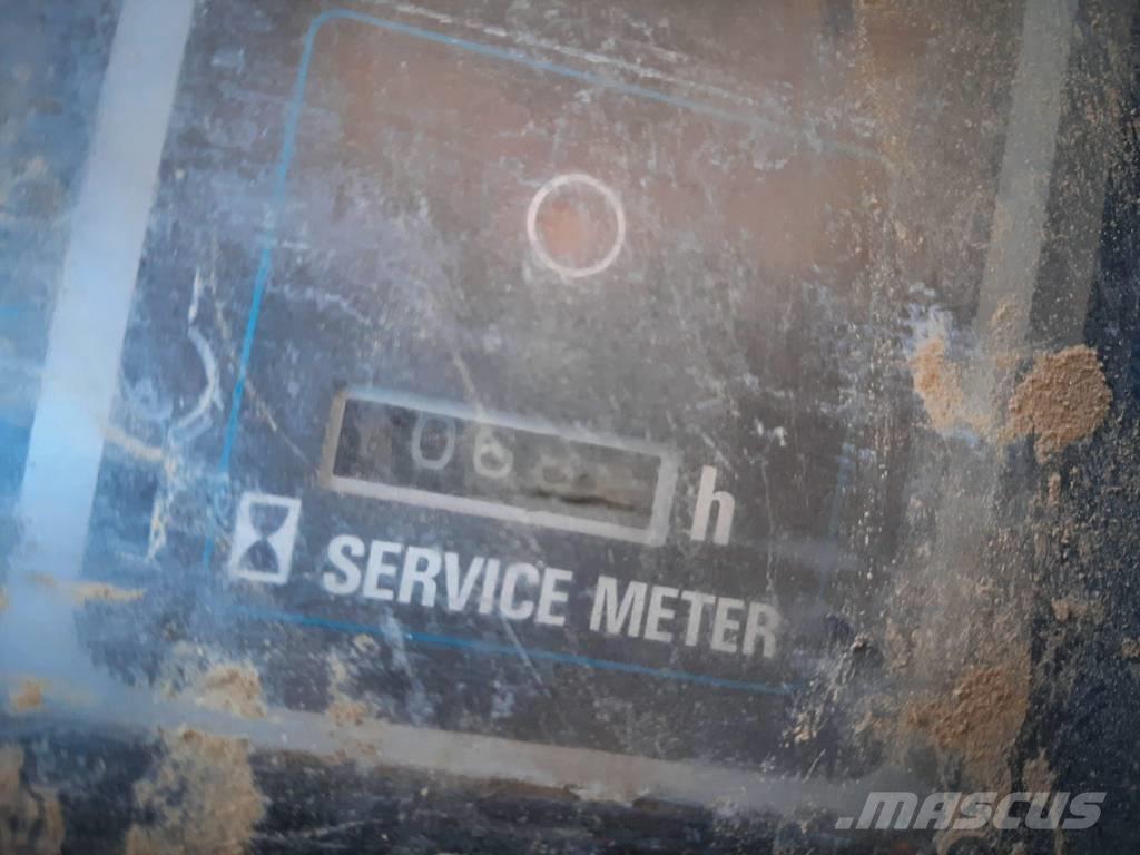 Komatsu D 475 A-1 Vikšriniai buldozeriai