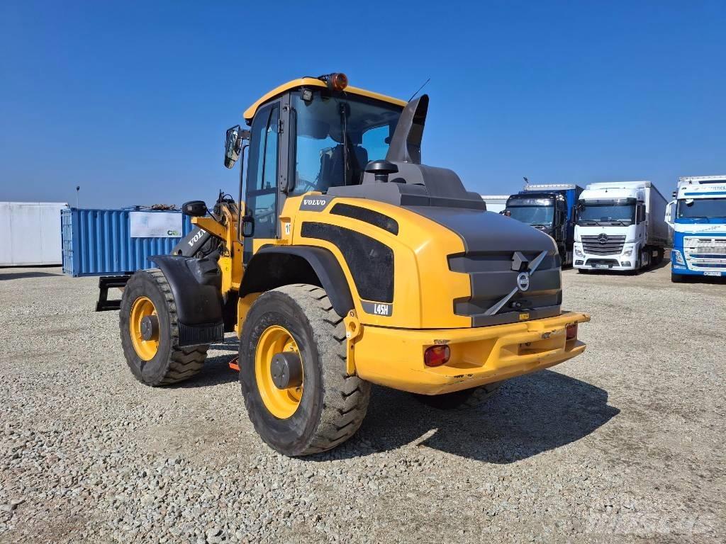 Volvo L 45 H Naudoti ratiniai krautuvai