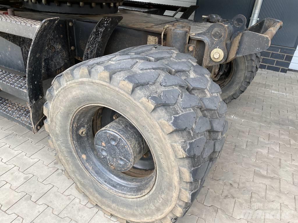 CAT M 320 F Ratiniai ekskavatoriai