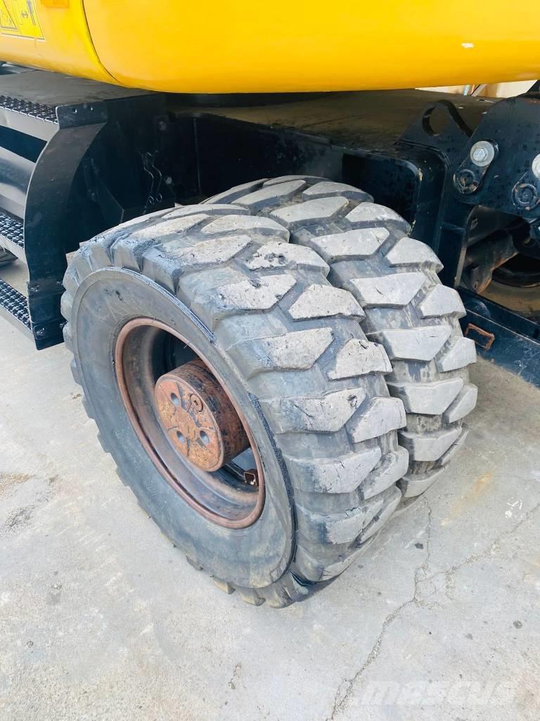 CAT m317f Ratiniai ekskavatoriai