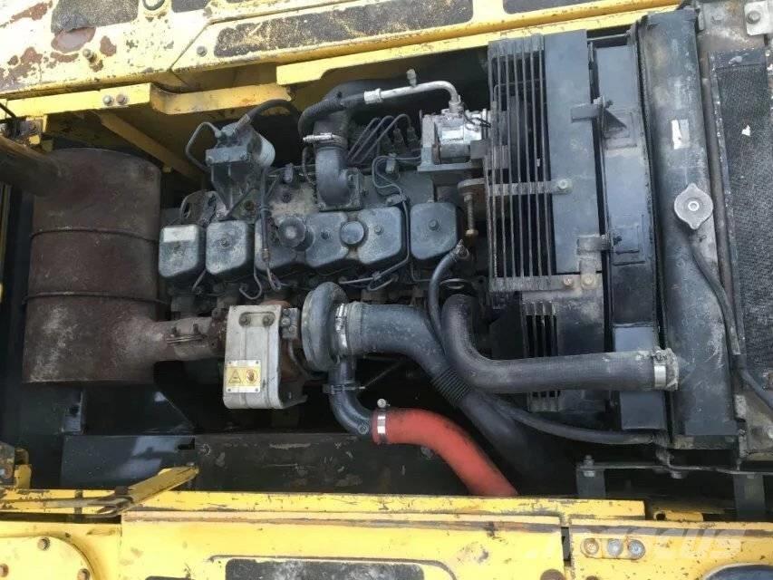 Komatsu PC 200-7 Vikšriniai ekskavatoriai