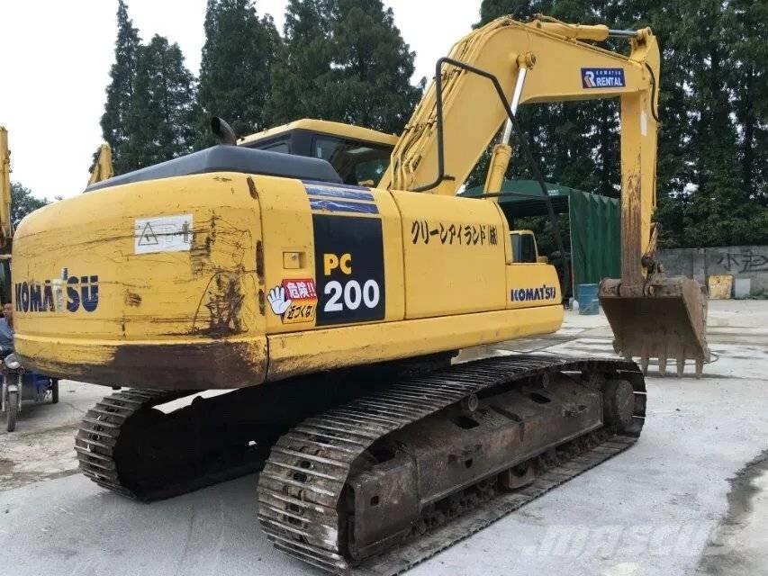 Komatsu PC 200-7 Vikšriniai ekskavatoriai